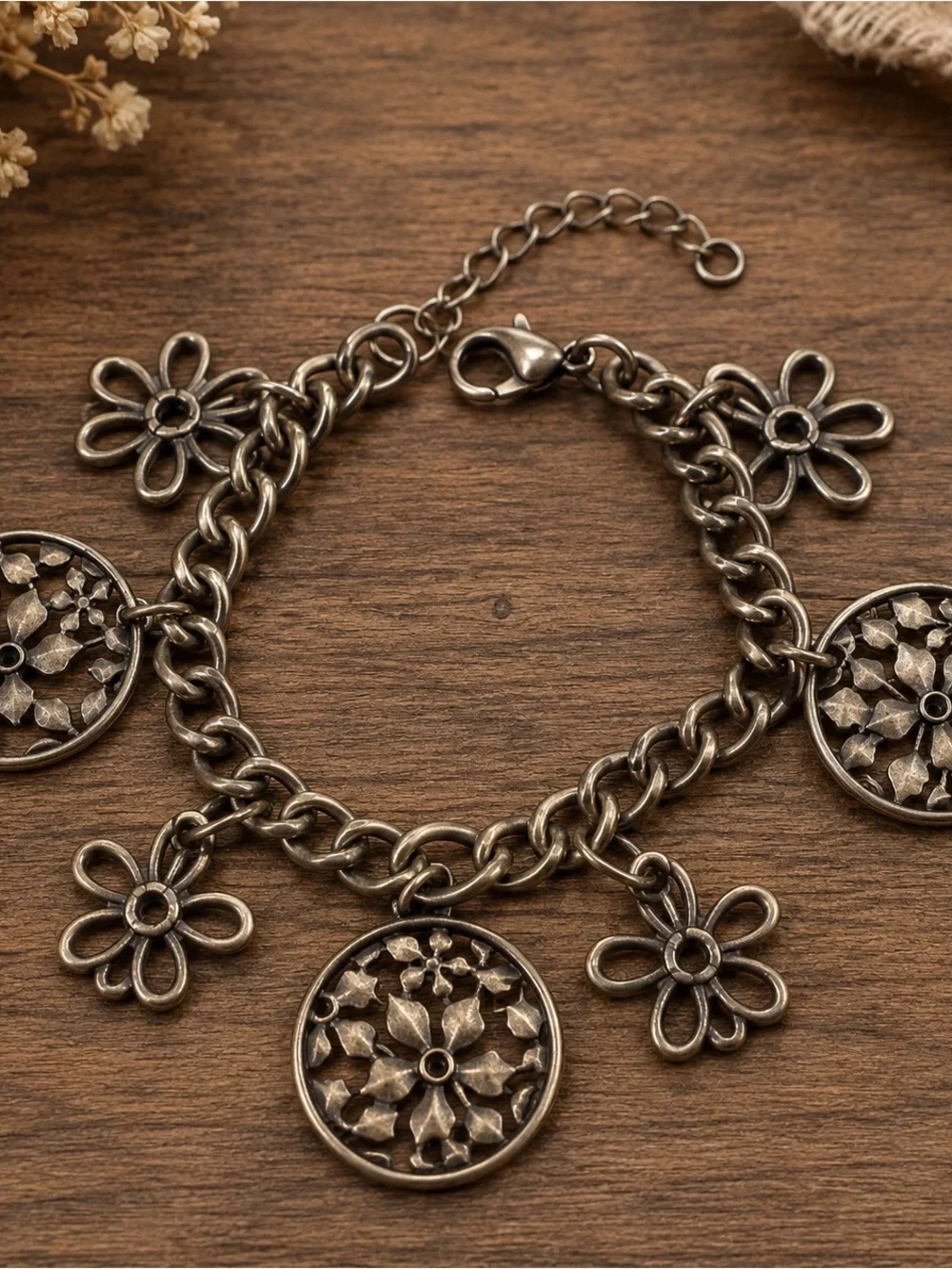 Vintage-Inspired Floral Charm Bracelet - Bronze Tone